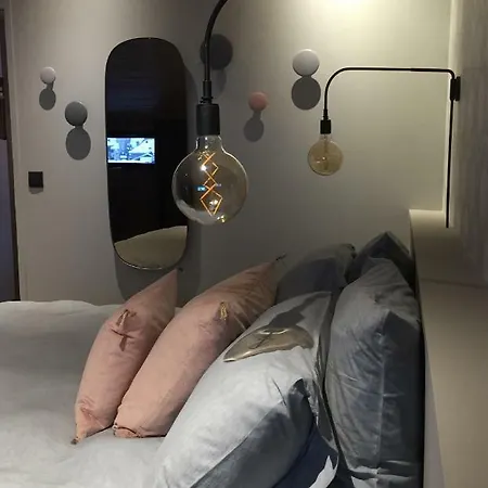 아파트 Le Petit M Au Pied Du Brevent Avec Garage Inclus 샤모니